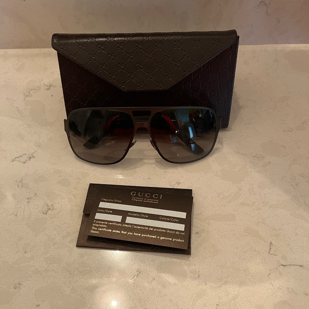 Gucci sun glasses